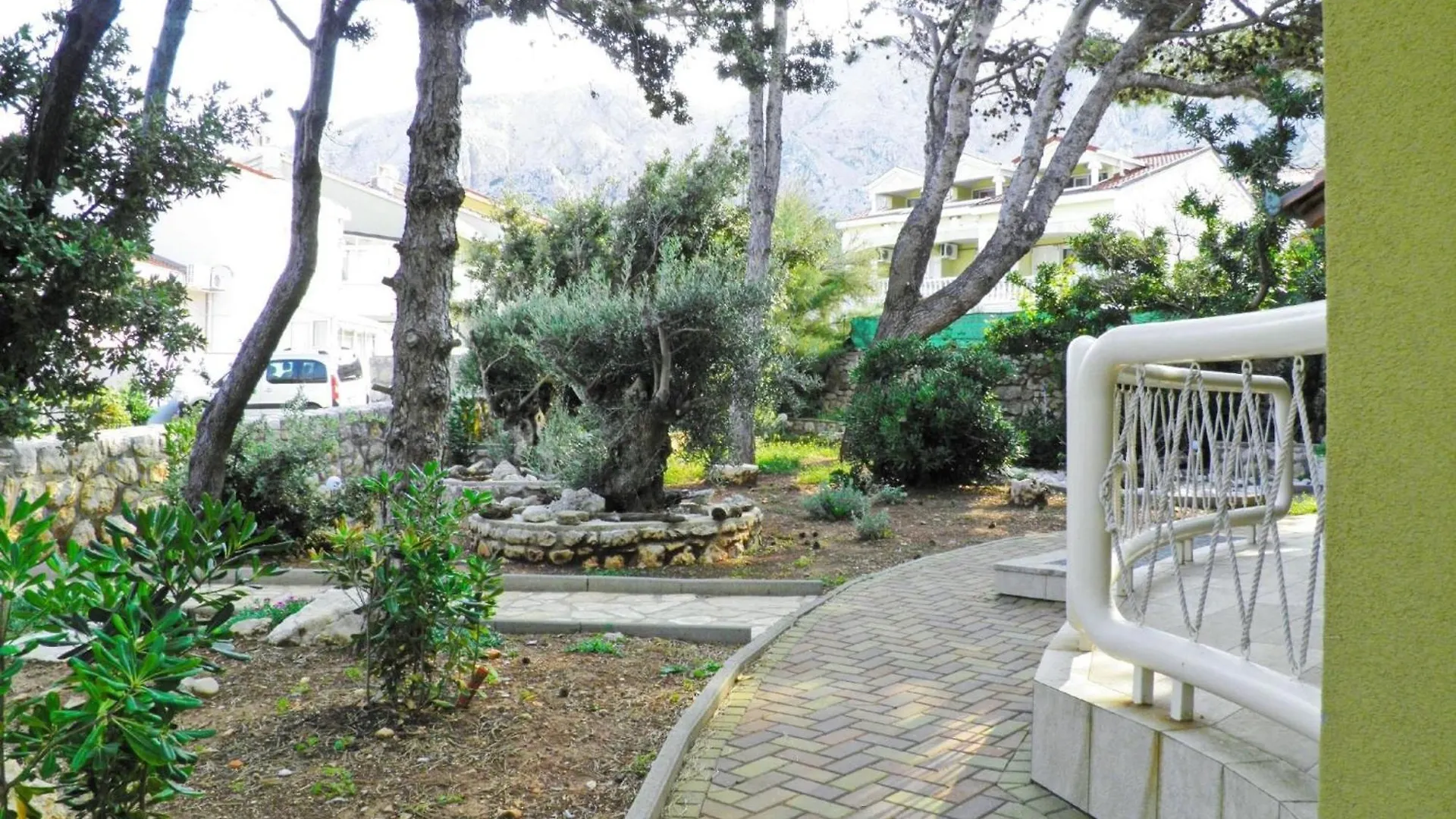 Appartement In Baska Mit Eigener Terrasse - B44377 0*, Baska (Krk) Croatia
